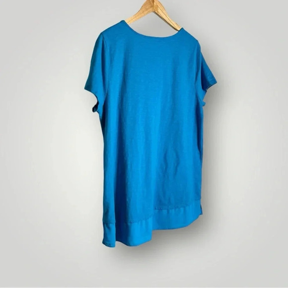 Soft Surroundings | Short Sleeve Top Mixed Media V Neck Pocket Blue EUC - Picture 3 of 7